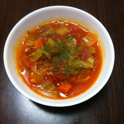 野菜たっぷりでとても美味しかったです (^○^)
食欲がなかったけど、このスープはたくさん食べられました。